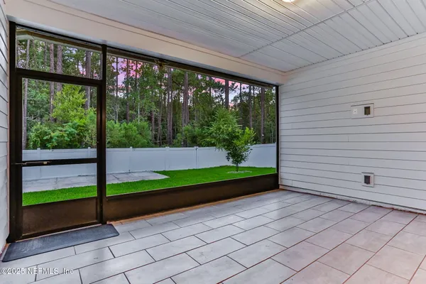 $599,900 | 944 Laurel Valley Drive, Orange Park, FL 32065