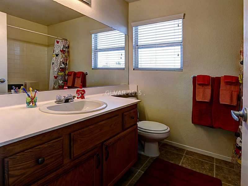 1680 Rushing River Road North Las Vegas, NV 89031 - Photo 15 of 21 Bathroom.