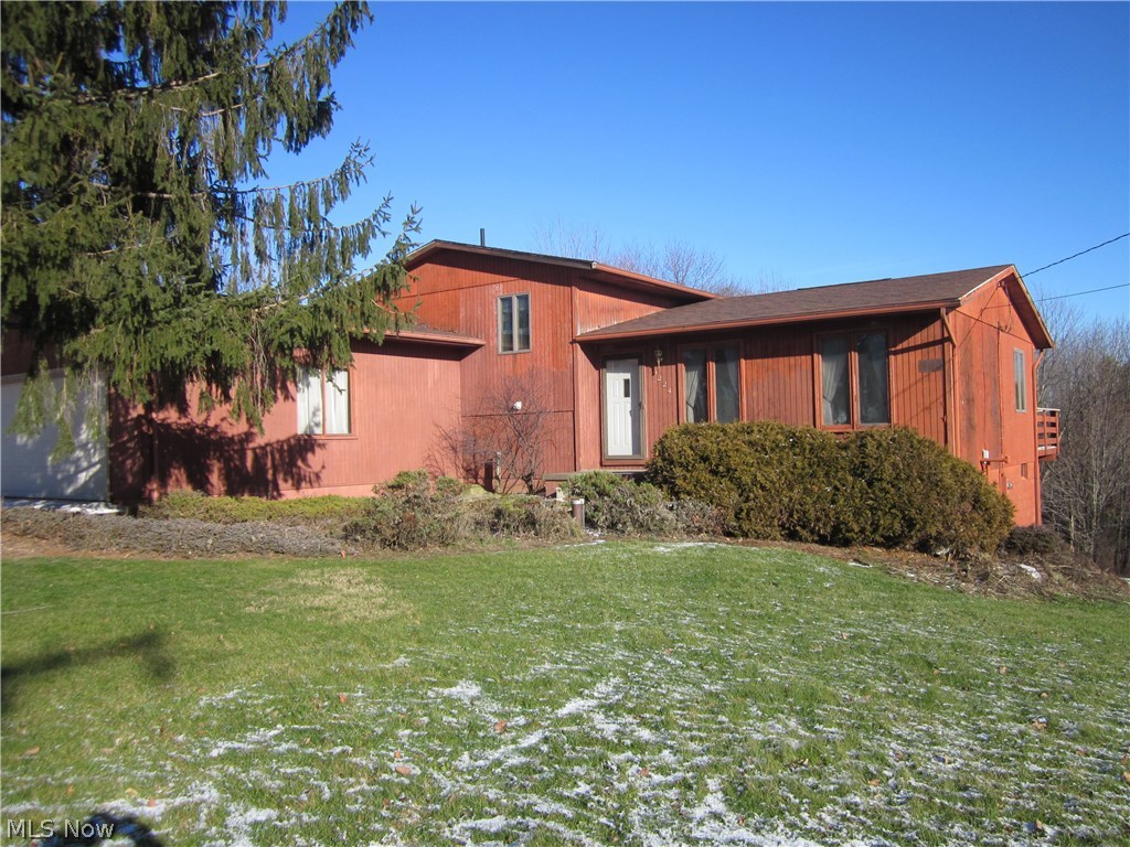 9224 Peck Road Mantua, OH 44255 - Photo 1 of 25 Gallery Image 1