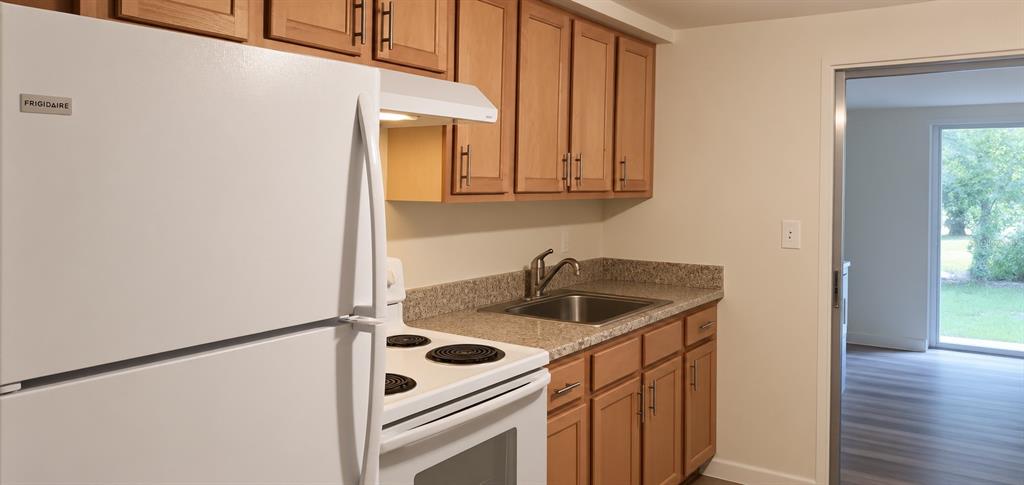 6114 Indiana Avenue New Port Richey, FL 34653 - Photo 6 of 8 Gallery Image 6