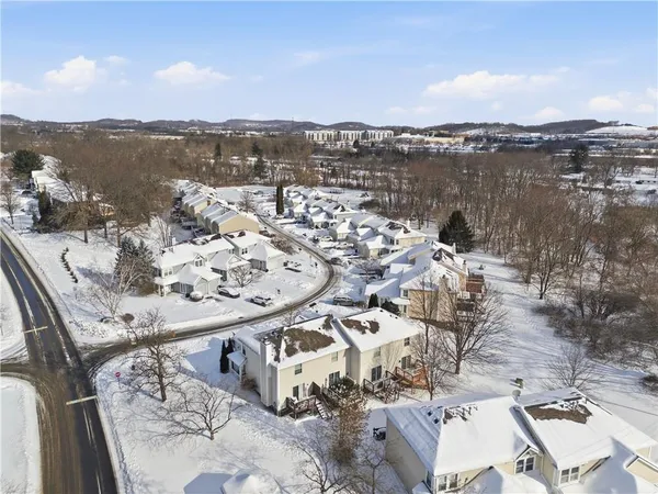 $1,850 | 217 Clearbrook Court, Cranberry Township, PA 16066