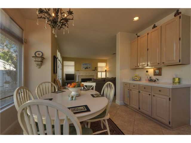 2324 Terraza Ribera Carlsbad, CA 92009 - Photo 12 of 25