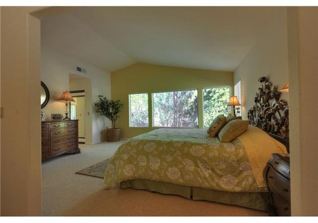 2324 Terraza Ribera Carlsbad, CA 92009 - Photo 17 of 25