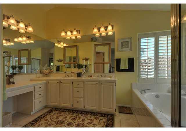 2324 Terraza Ribera Carlsbad, CA 92009 - Photo 22 of 25