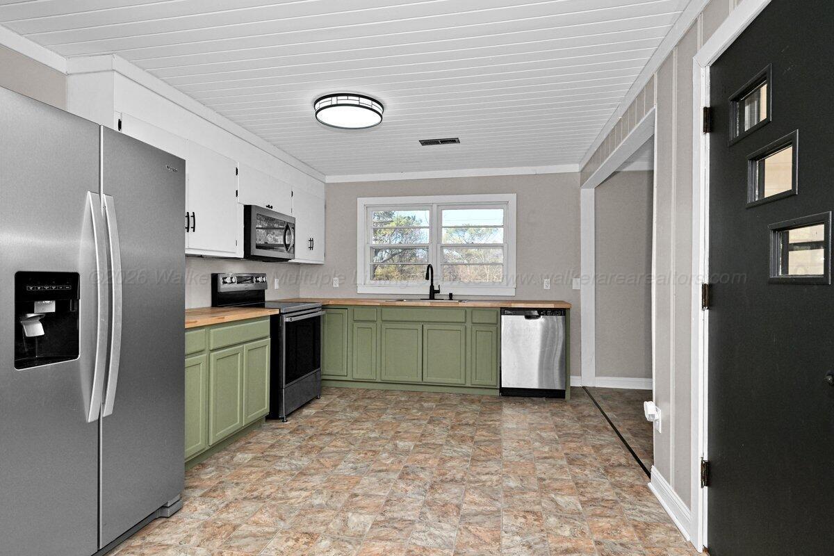 125 Highland Street Addison, AL 35540 - Photo 12 of 29 Kitchen