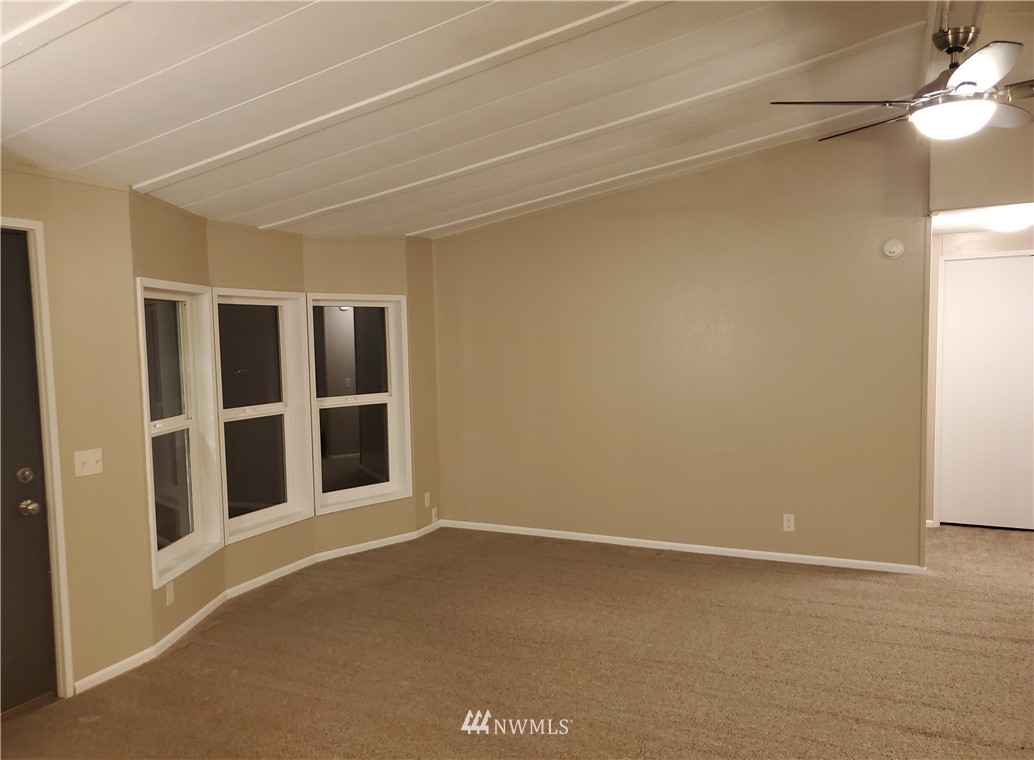 6194 Shamrock Road Maple Falls, WA 98266 - Photo 19 of 25 Gallery Image 19