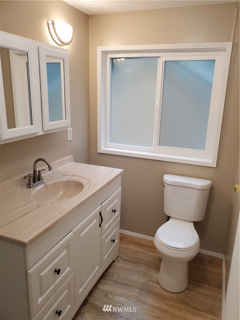 6194 Shamrock Road Maple Falls, WA 98266 - Photo 10 of 25 Gallery Image 10