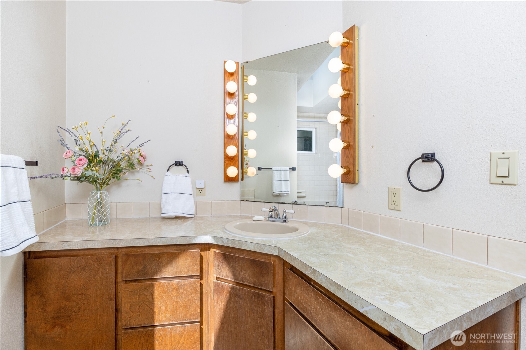 295724 Highway 101 Quilcene, WA 98376 - Photo 20 of 34