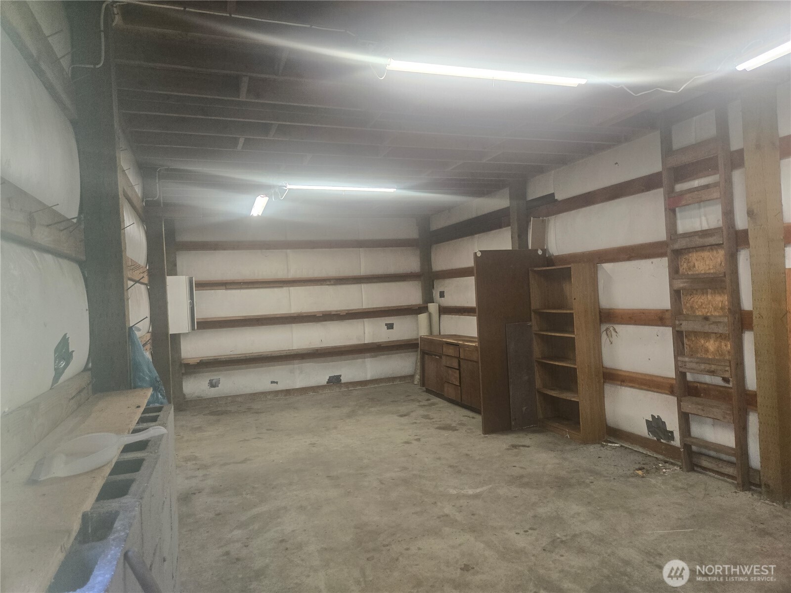 295724 Highway 101 Quilcene, WA 98376 - Photo 28 of 34