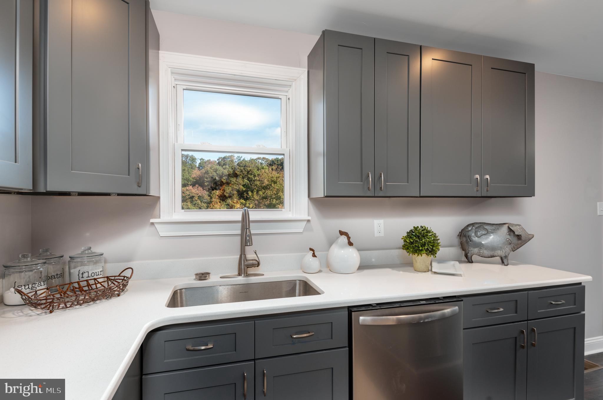 4577 Klinesville Road Columbia, PA 17512 - Photo 9 of 29