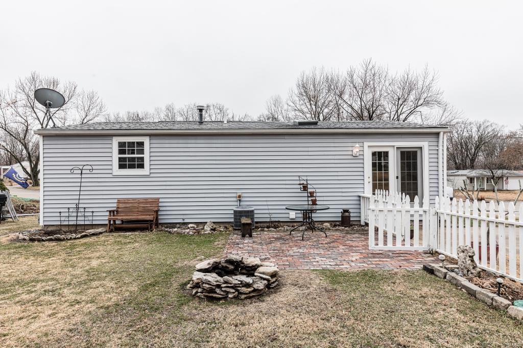 21 Deerpath Drive St. Peters, MO 63376 - Photo 16 of 20