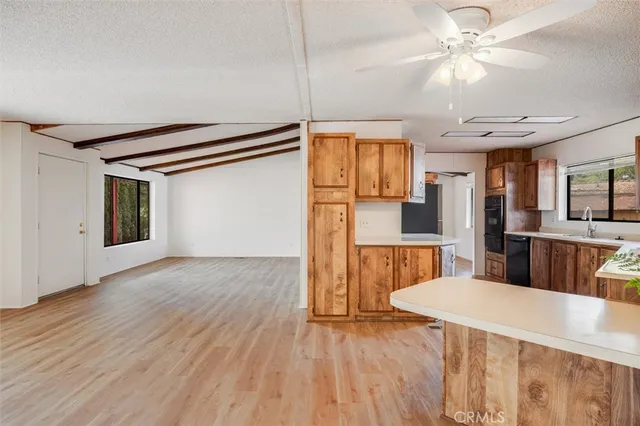 $395,000 | 32 Via Santa Barbara, Unit 32, Paso Robles, CA 93446