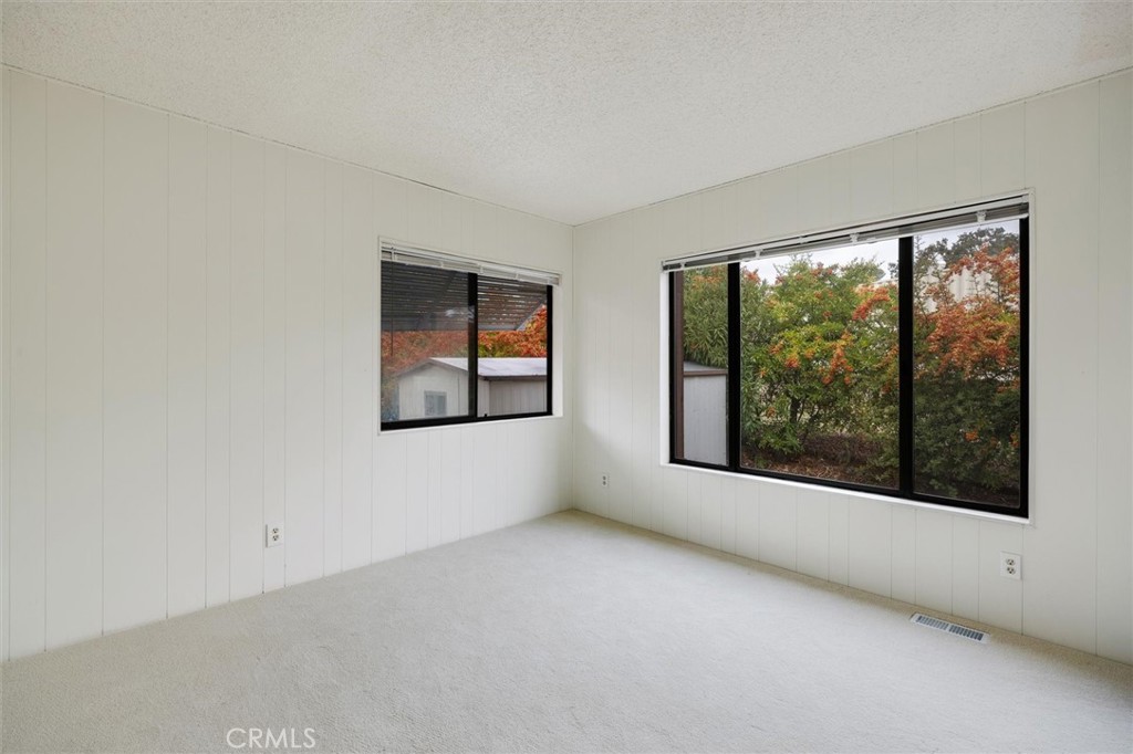 32 Via Santa Barbara, Unit 32 Paso Robles, CA 93446 - Photo 19 of 42 Bedroom 1