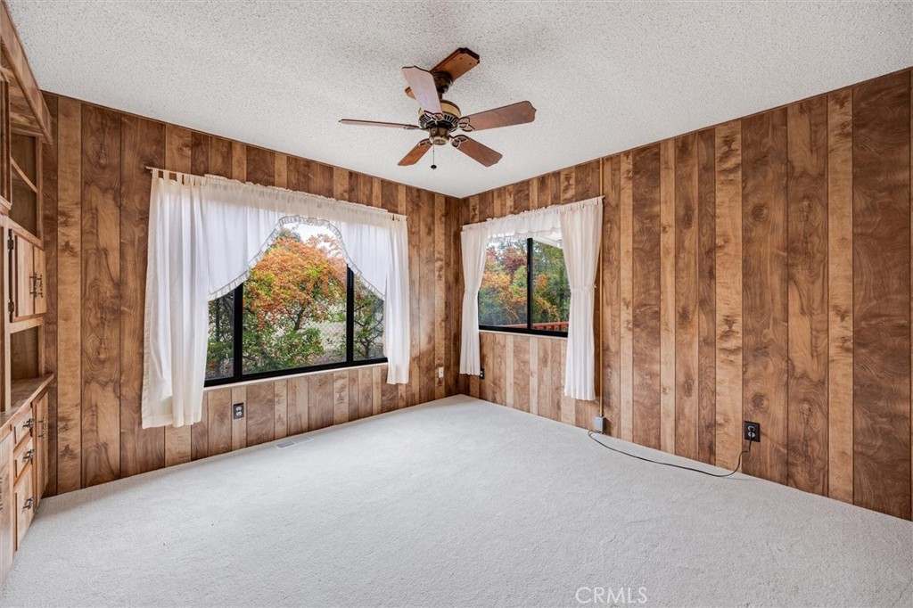 32 Via Santa Barbara, Unit 32 Paso Robles, CA 93446 - Photo 22 of 42 Bedroom 2