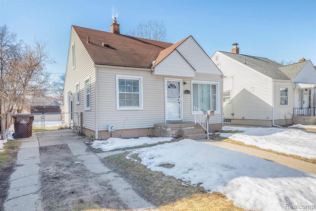 4448 Howe Road Wayne, MI 48184 - Photo 1 of 25
