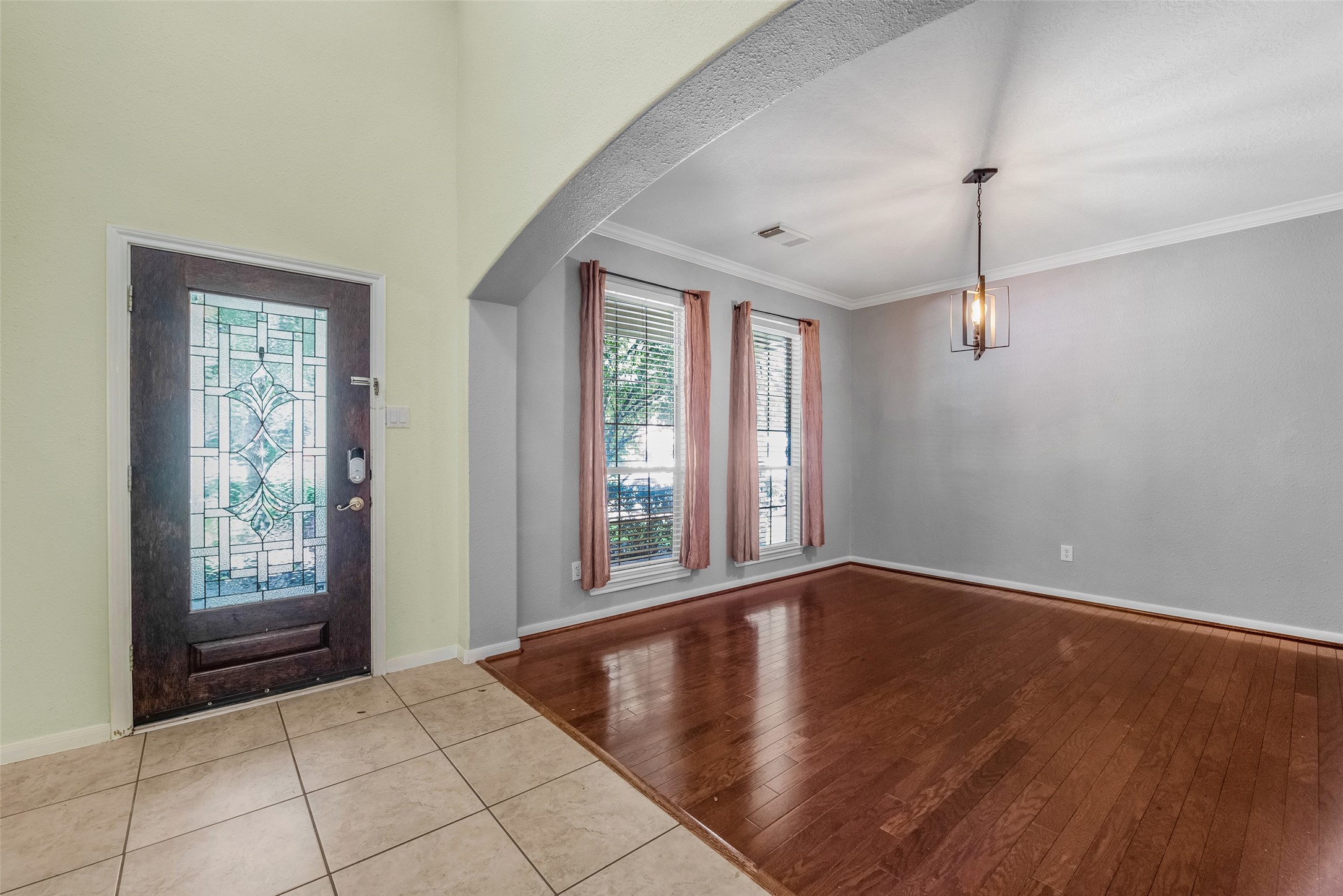 7 Ebony Oaks Place Spring, TX 77382 - Photo 8 of 37
