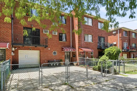 $1,050,000 | 3303 Palmer Avenue | Eastchester