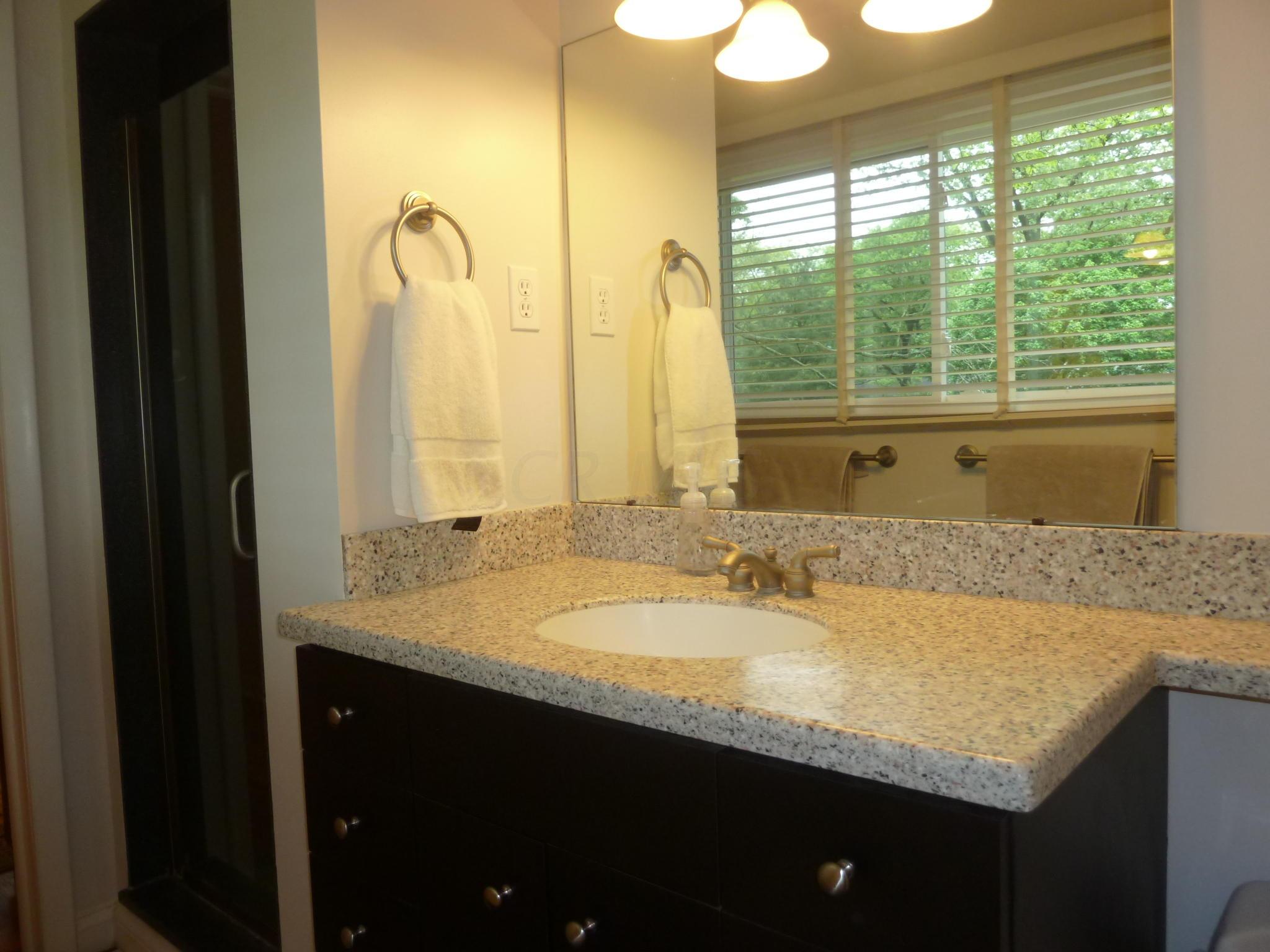 2582 Fishinger Road Columbus, OH 43220 - Photo 27 of 44