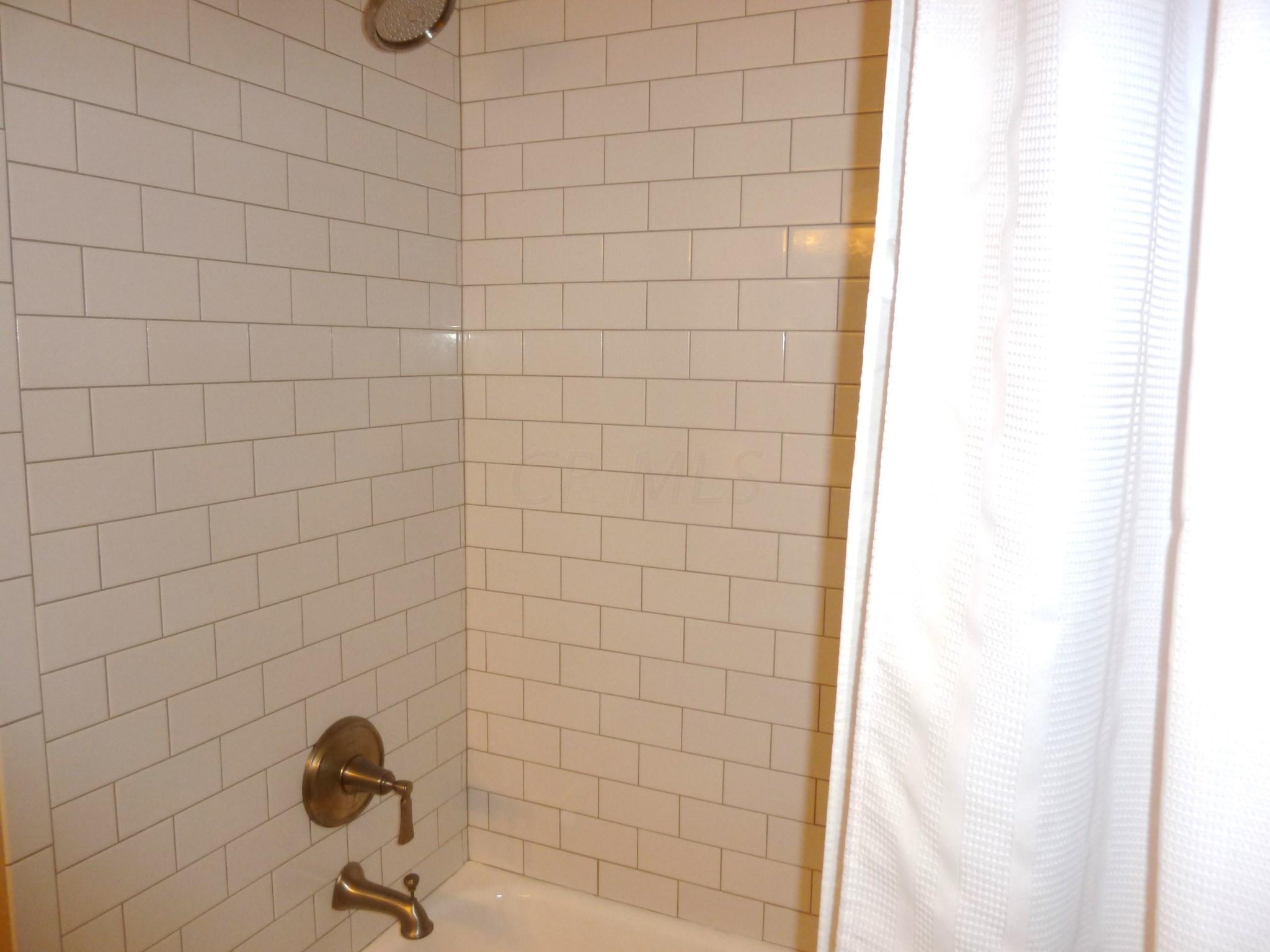 2582 Fishinger Road Columbus, OH 43220 - Photo 32 of 44