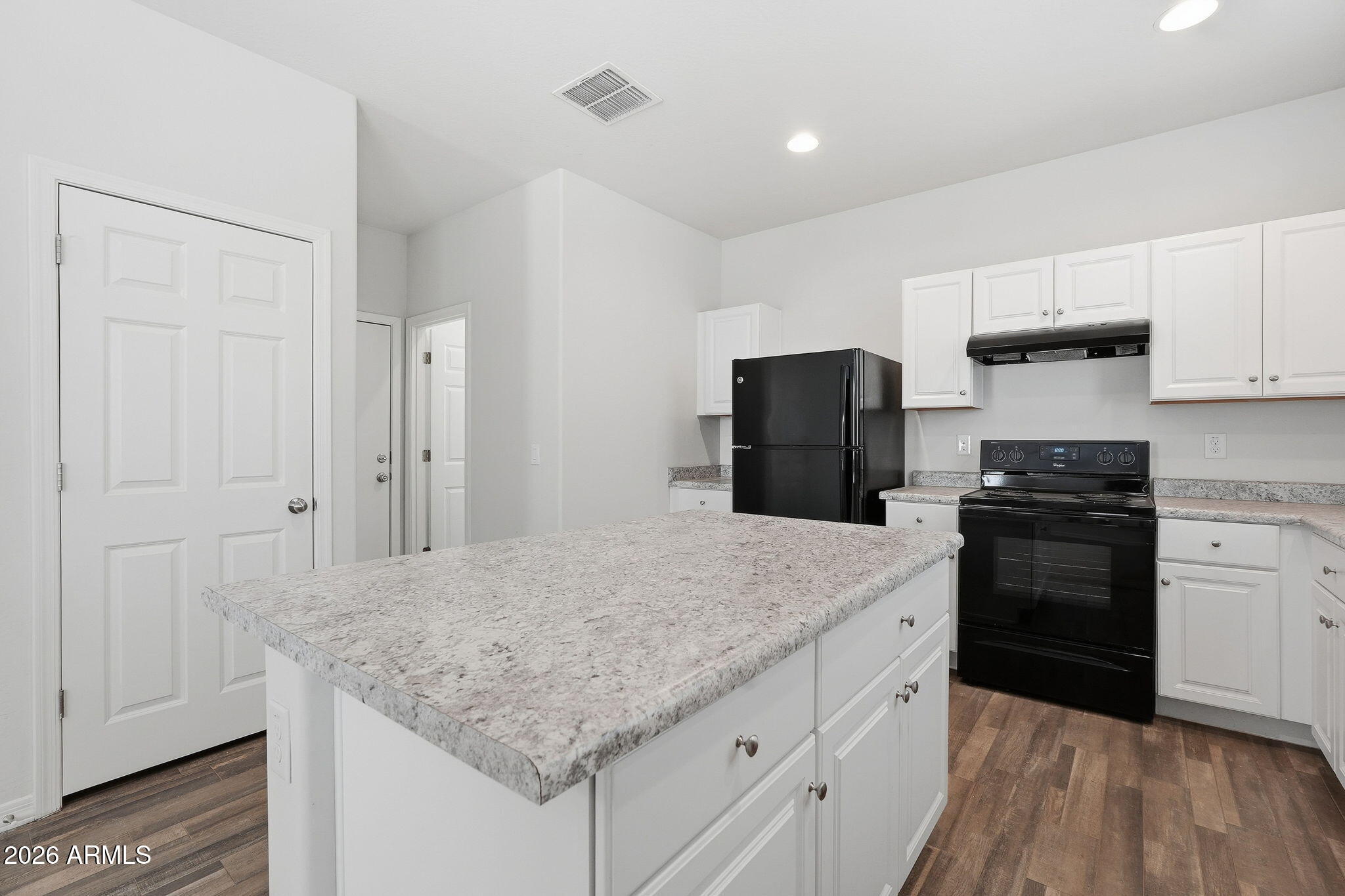 5464 Fulton Street Phoenix, AZ 85043 - Photo 10 of 35