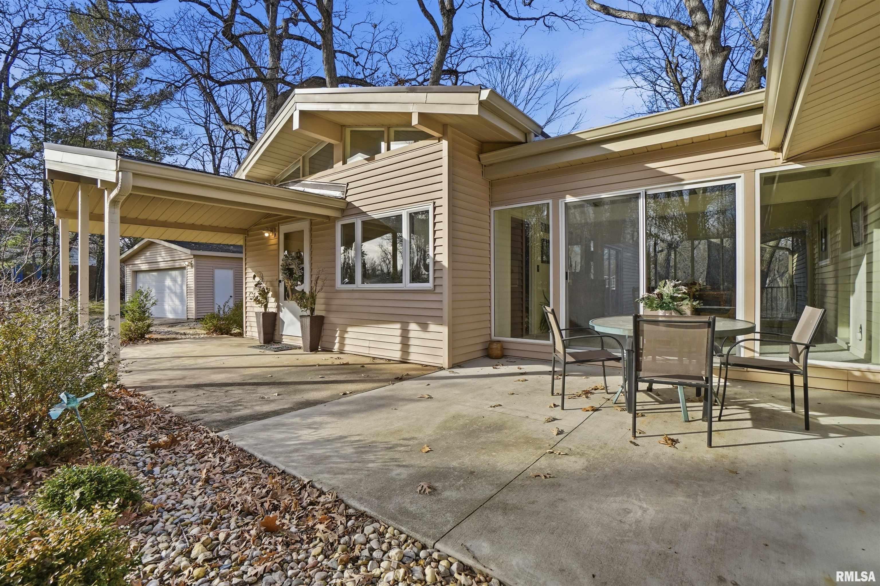 10939 North Sleepy Hollow Road Peoria, IL 61615 - Photo 30 of 33