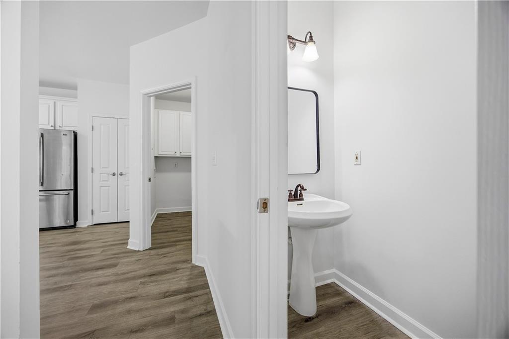 870 Scales Road Suwanee, GA 30024 - Photo 12 of 28
