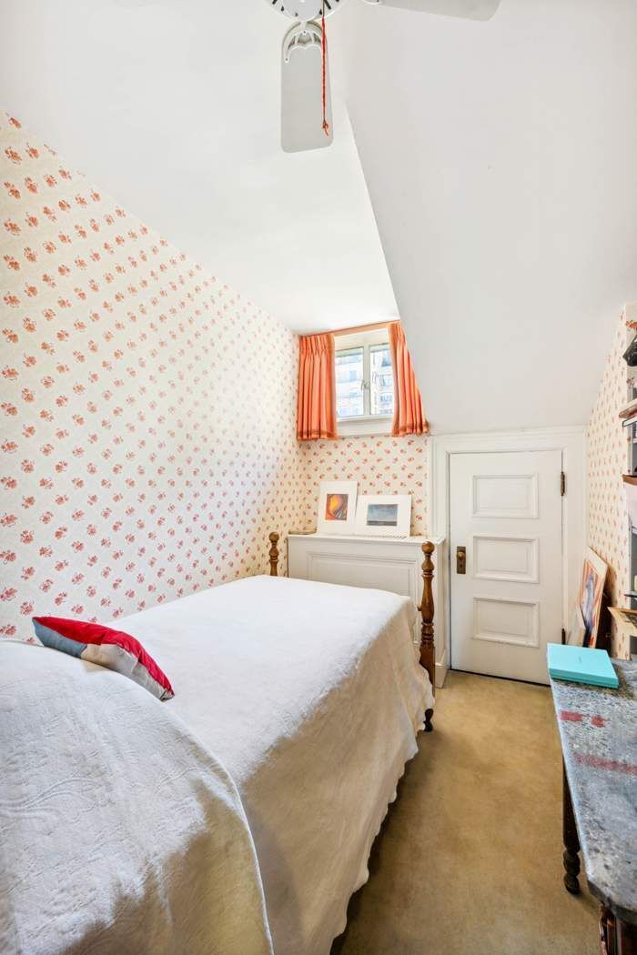 11 East 73rd Street, Unit PH Manhattan, NY 10021 - Photo 16 of 18 a bedroom with a bed and a cabinets