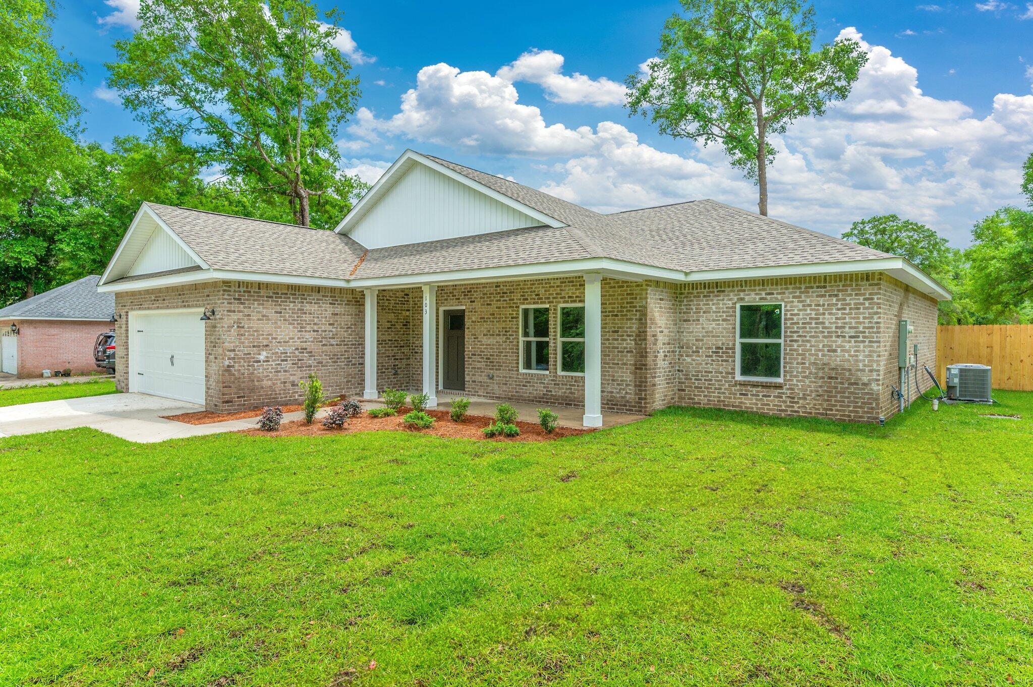 581 Ridge Lake Road Crestview, FL 32536 - Photo 2 of 28 Similar Sold Home