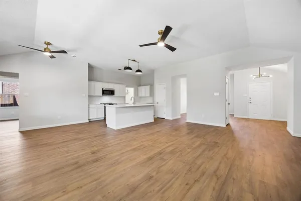 $285,000 | 408 Magnolia Drive, Fate, TX 75087