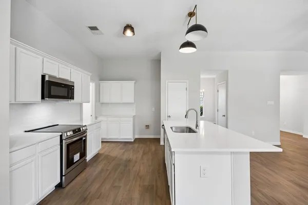 $285,000 | 408 Magnolia Drive, Fate, TX 75087