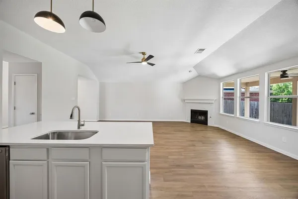 $285,000 | 408 Magnolia Drive, Fate, TX 75087