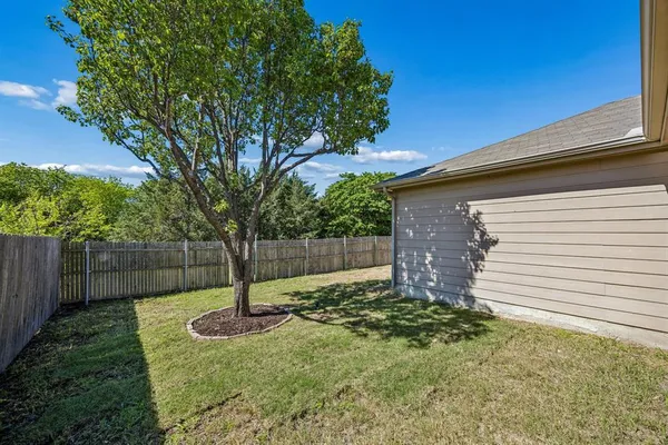 $285,000 | 408 Magnolia Drive, Fate, TX 75087