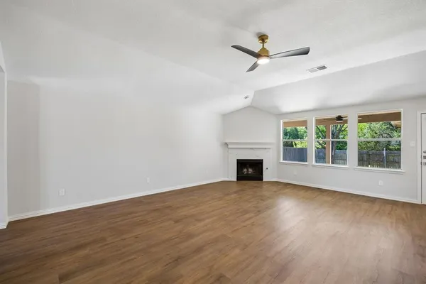 $285,000 | 408 Magnolia Drive, Fate, TX 75087