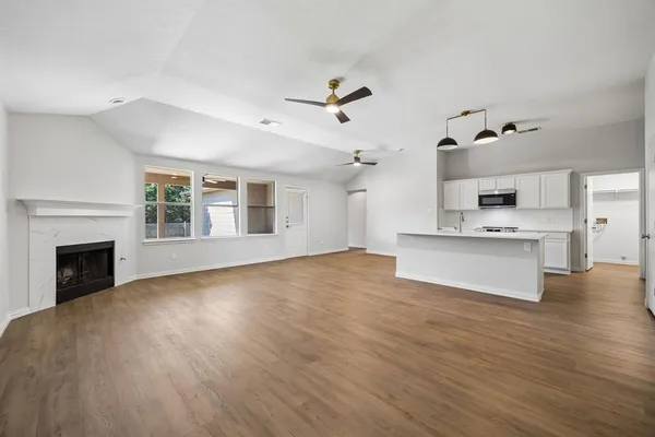 $285,000 | 408 Magnolia Drive, Fate, TX 75087