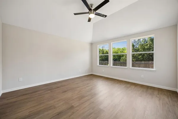 $285,000 | 408 Magnolia Drive, Fate, TX 75087