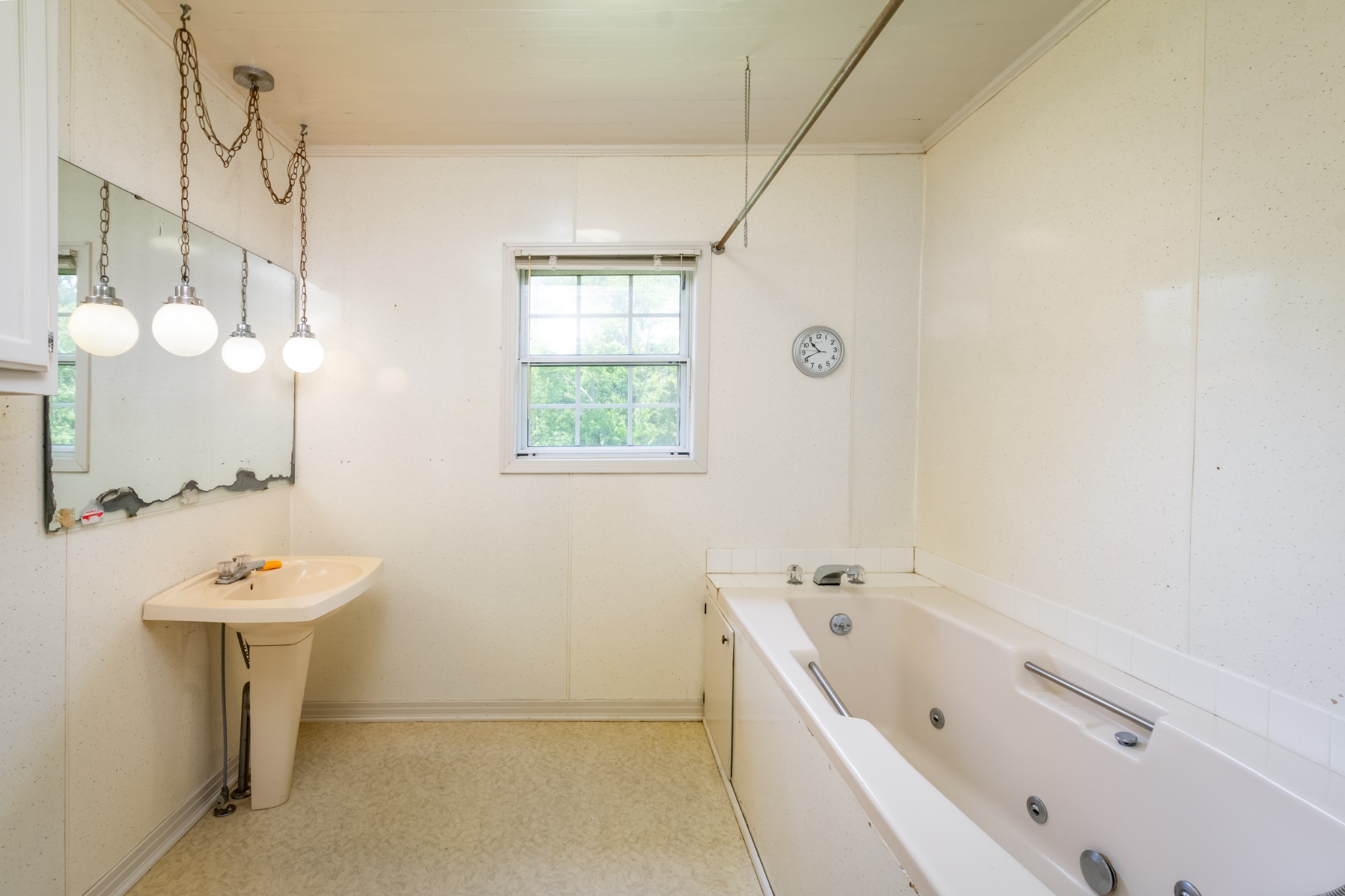418 Largo Road Decaturville, TN 38329 - Photo 14 of 32 Gallery Image 14