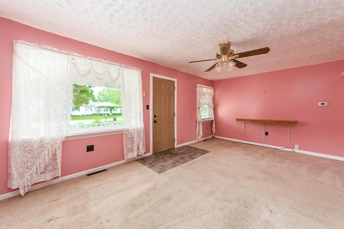 593 Stockbridge Road Columbus, OH 43207 - Photo 6 of 29 Gallery Image 6