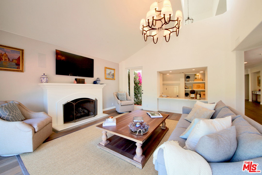 12695 Promontory Road Los Angeles, CA 90049 - Photo 1 of 52