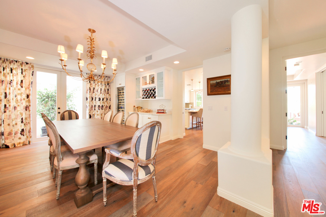 12695 Promontory Road Los Angeles, CA 90049 - Photo 14 of 52