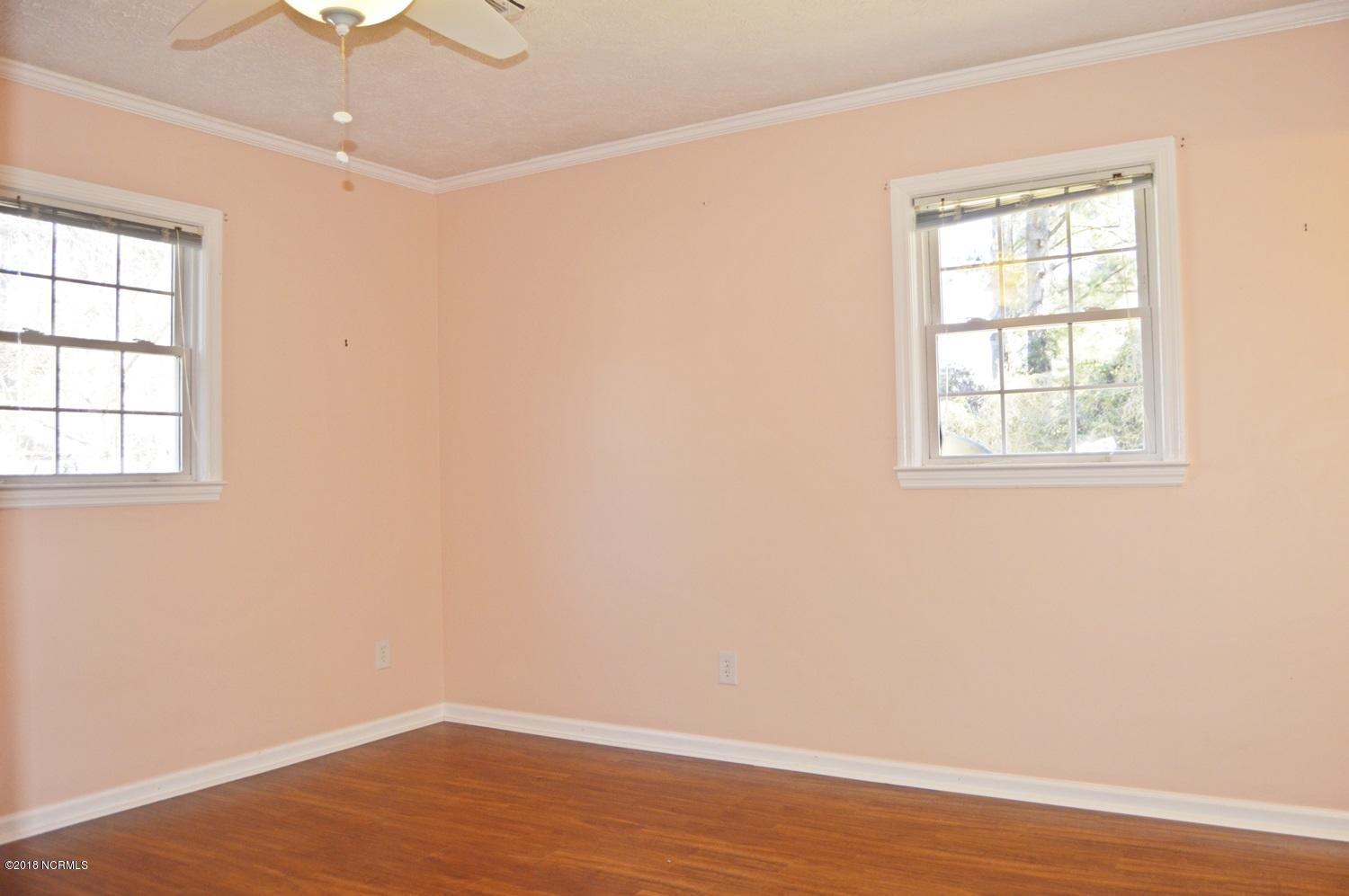 313 North Hampton Road Wilmington, NC 28409 - Photo 11 of 22 Master Bedroom