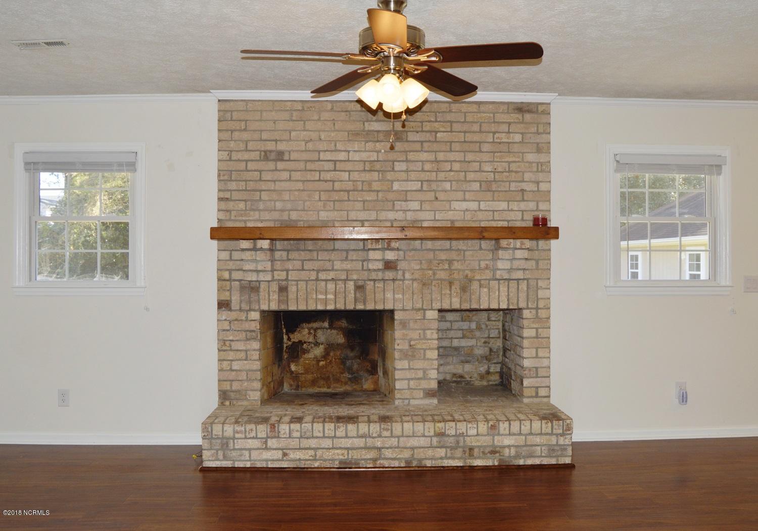 313 North Hampton Road Wilmington, NC 28409 - Photo 8 of 22 Beautiful Fireplace.