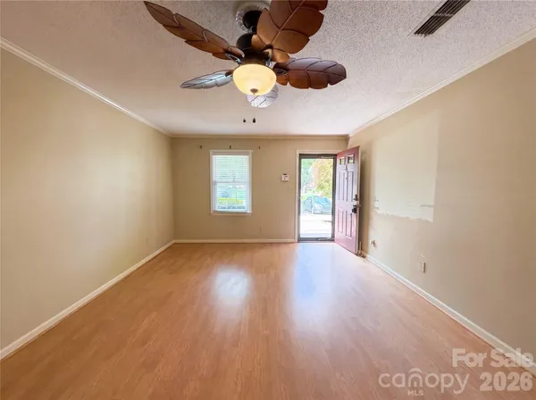 $210,000 | 815 Jamestown Drive, Unit 3, Gastonia, NC 28056