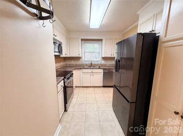 $210,000 | 815 Jamestown Drive, Unit 3, Gastonia, NC 28056