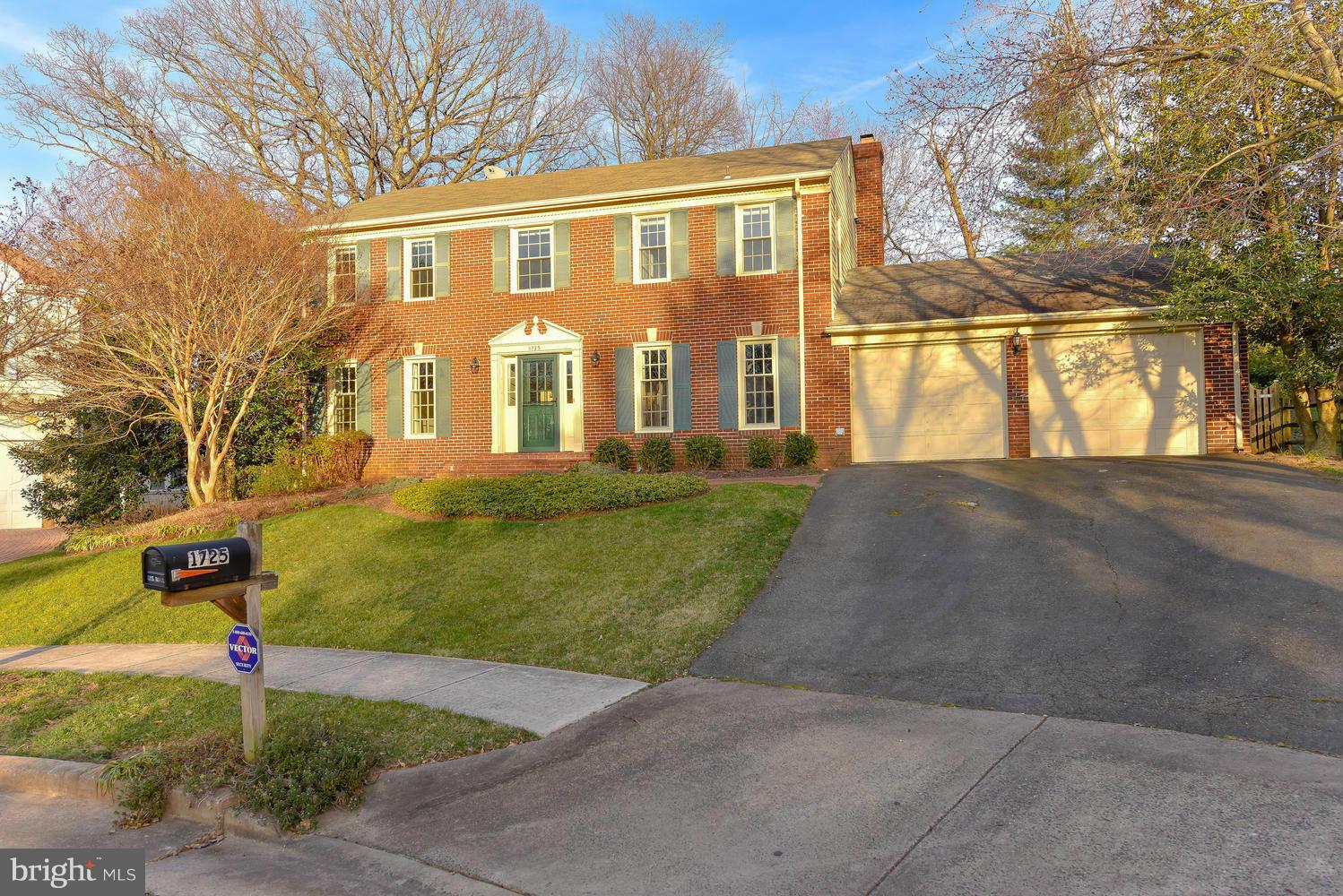 1725 Stonebridge Road Alexandria, VA 22304 - Photo 22 of 22 Exterior (Front)
