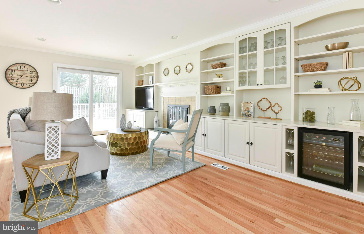 1725 Stonebridge Road Alexandria, VA 22304 - Photo 5 of 22 Family Room