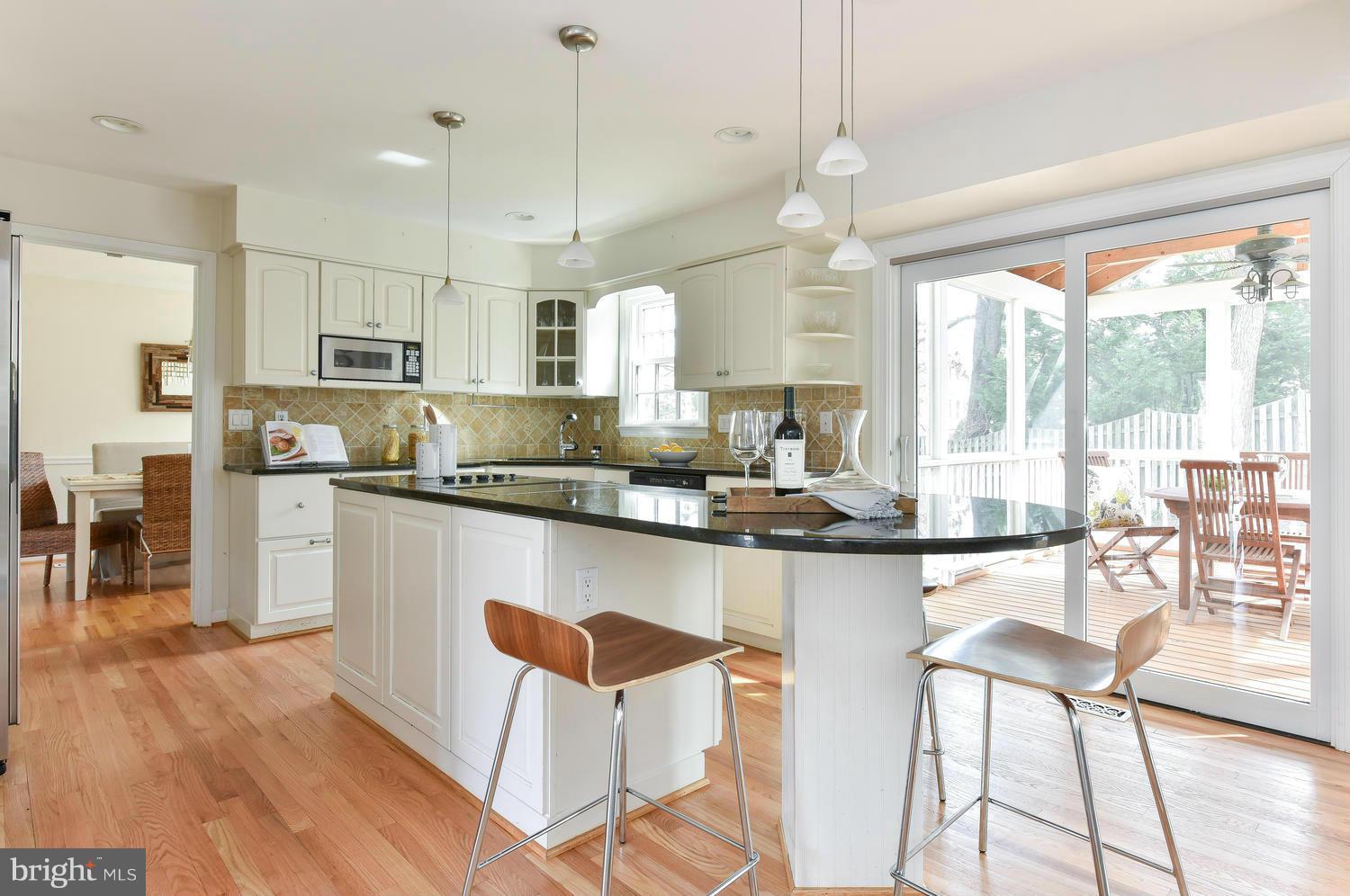1725 Stonebridge Road Alexandria, VA 22304 - Photo 7 of 22 Kitchen