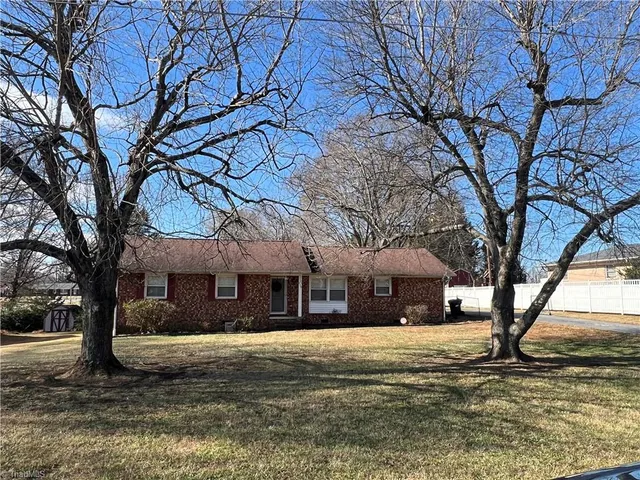 $275,000 | 110 Renola Drive, Archdale, NC 27263