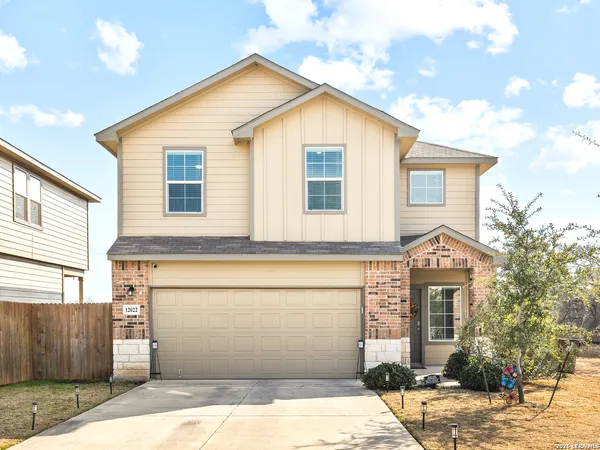 $2,100 | 12022 Chelan River, San Antonio, TX 78245