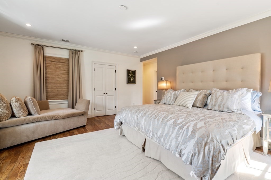 36 Druce Street Brookline, MA 02445 - Photo 18 of 36