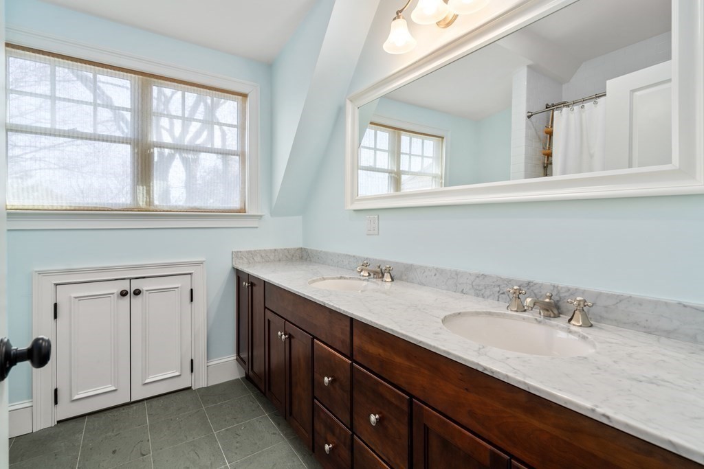 36 Druce Street Brookline, MA 02445 - Photo 22 of 36